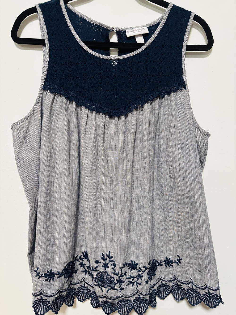 Liz Lange Maternity sleeveless blue & white  lace embroidered scalloped hem XL